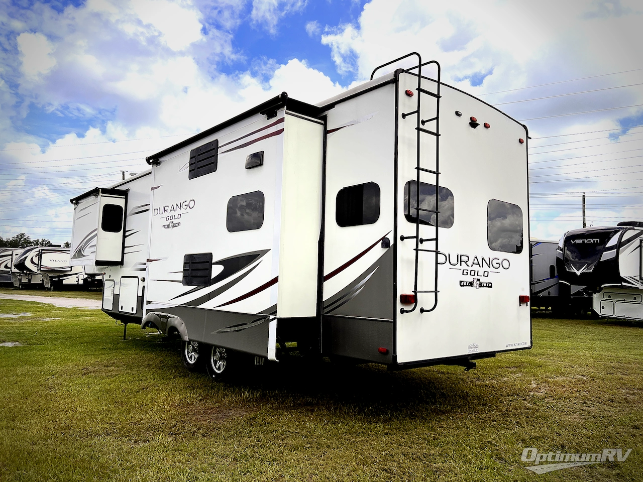2019 KZ Durango Gold G353RKT Photo 2