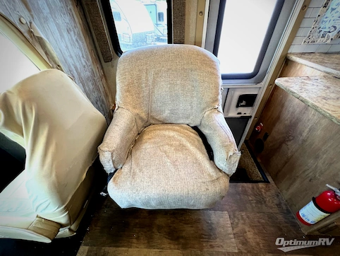 2017 Gulf Stream Conquest 3616 RV Photo 2