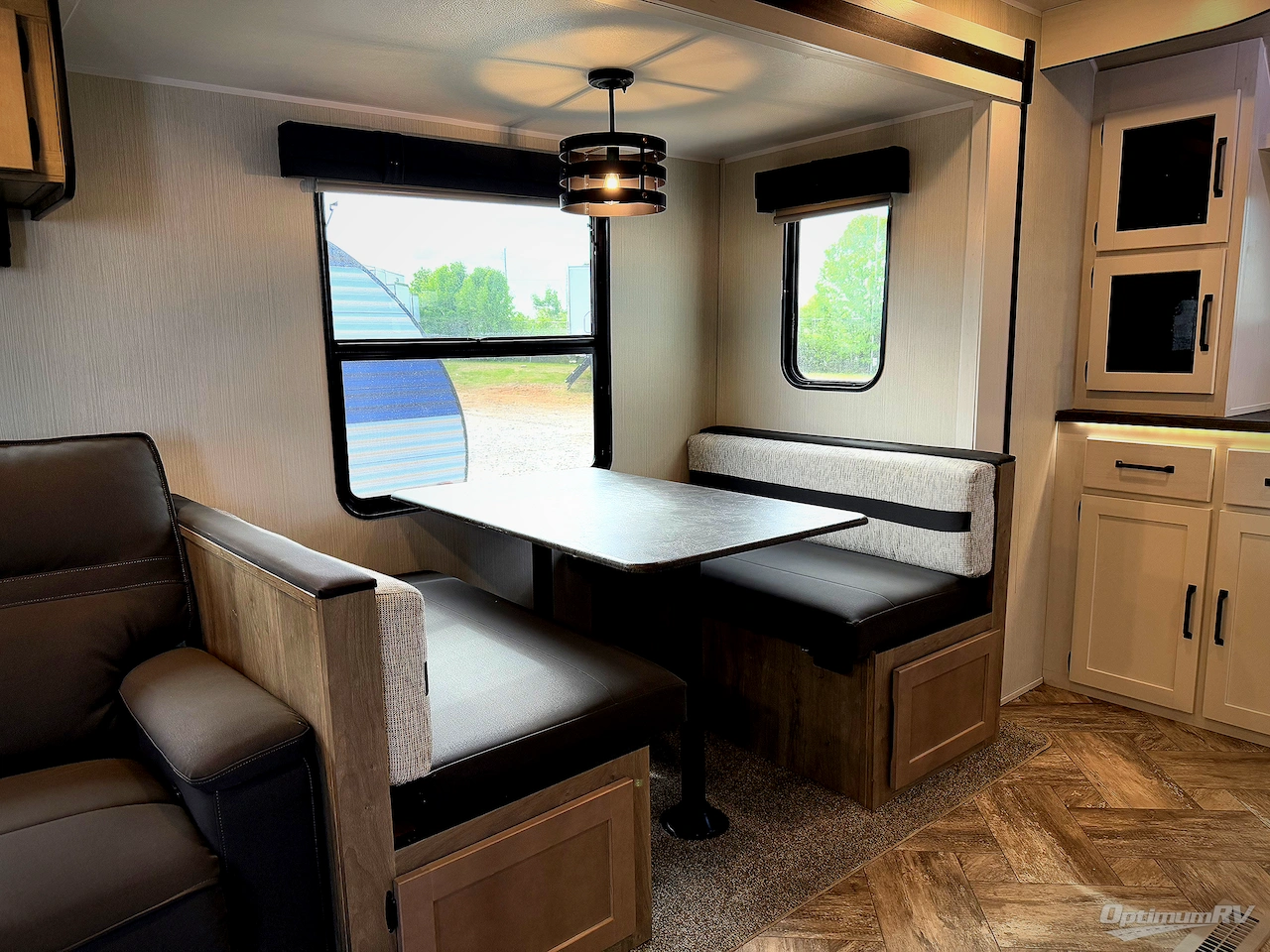 2023 Palomino Puma 31FKRK Photo 5
