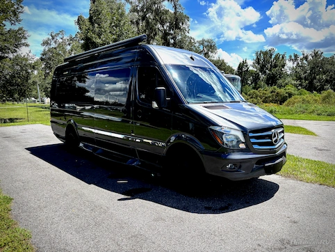 Used 2016 Winnebago Era 70X Featured Photo