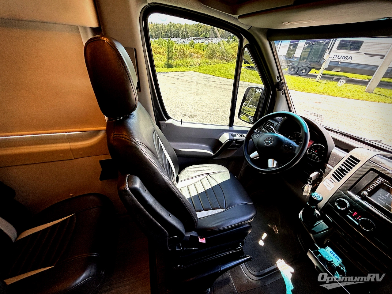 2016 Winnebago Era 70X Photo 7