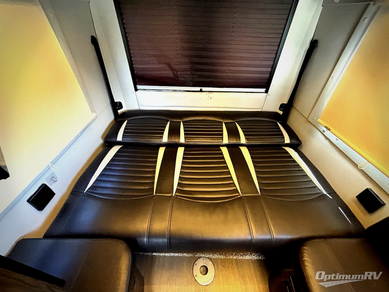2016 Winnebago Era 70X Photo 18