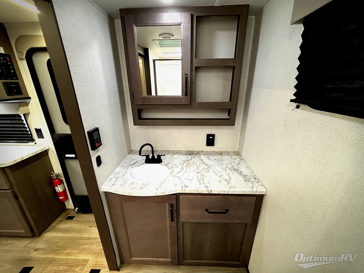 2024 Grand Design Transcend Xplor 221RB Photo 14