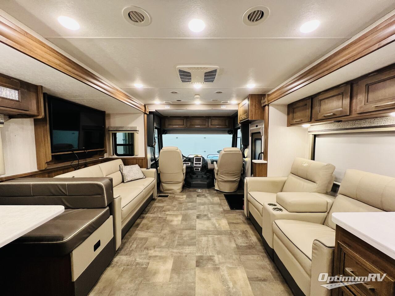 2020 Coachmen Mirada 35OS Photo 5