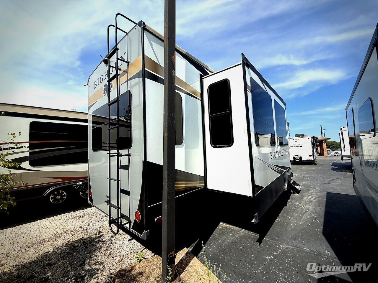 2022 Heartland Bighorn 3970FB Photo 2