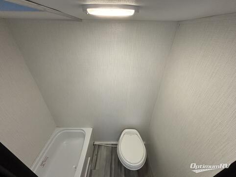 2025 Cruiser Avenir A-17BH RV Photo 4