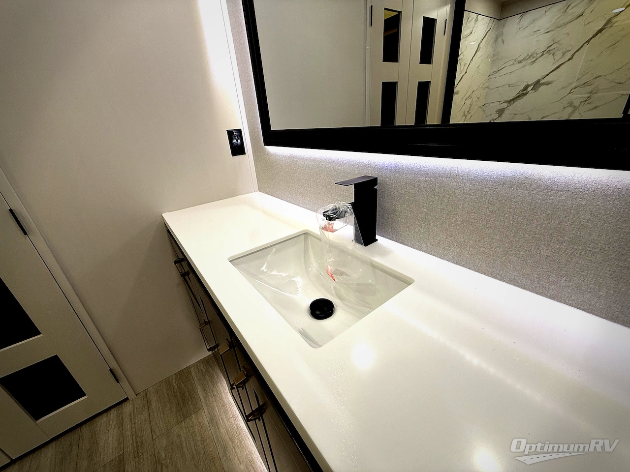 2026 Heartland Bighorn 39RK Photo 26