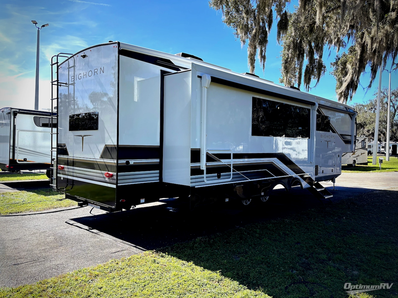 2026 Heartland Bighorn 39RK Photo 2