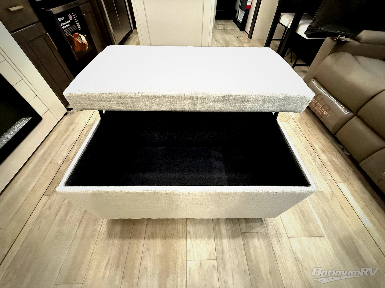 2026 Heartland Bighorn 37MD Photo 12