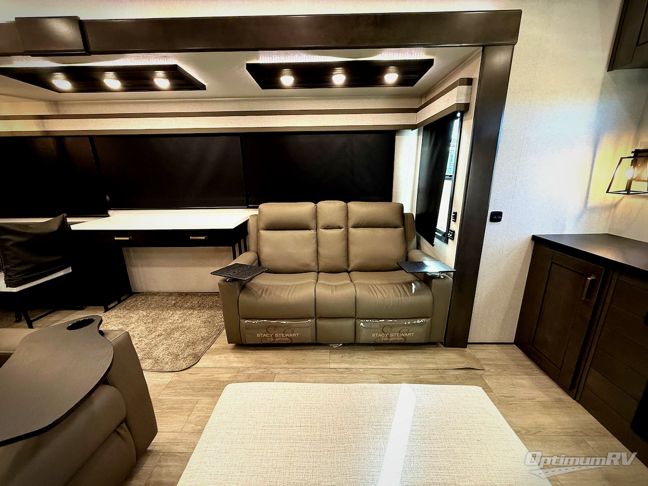 2026 Heartland Bighorn 38RE Photo 19