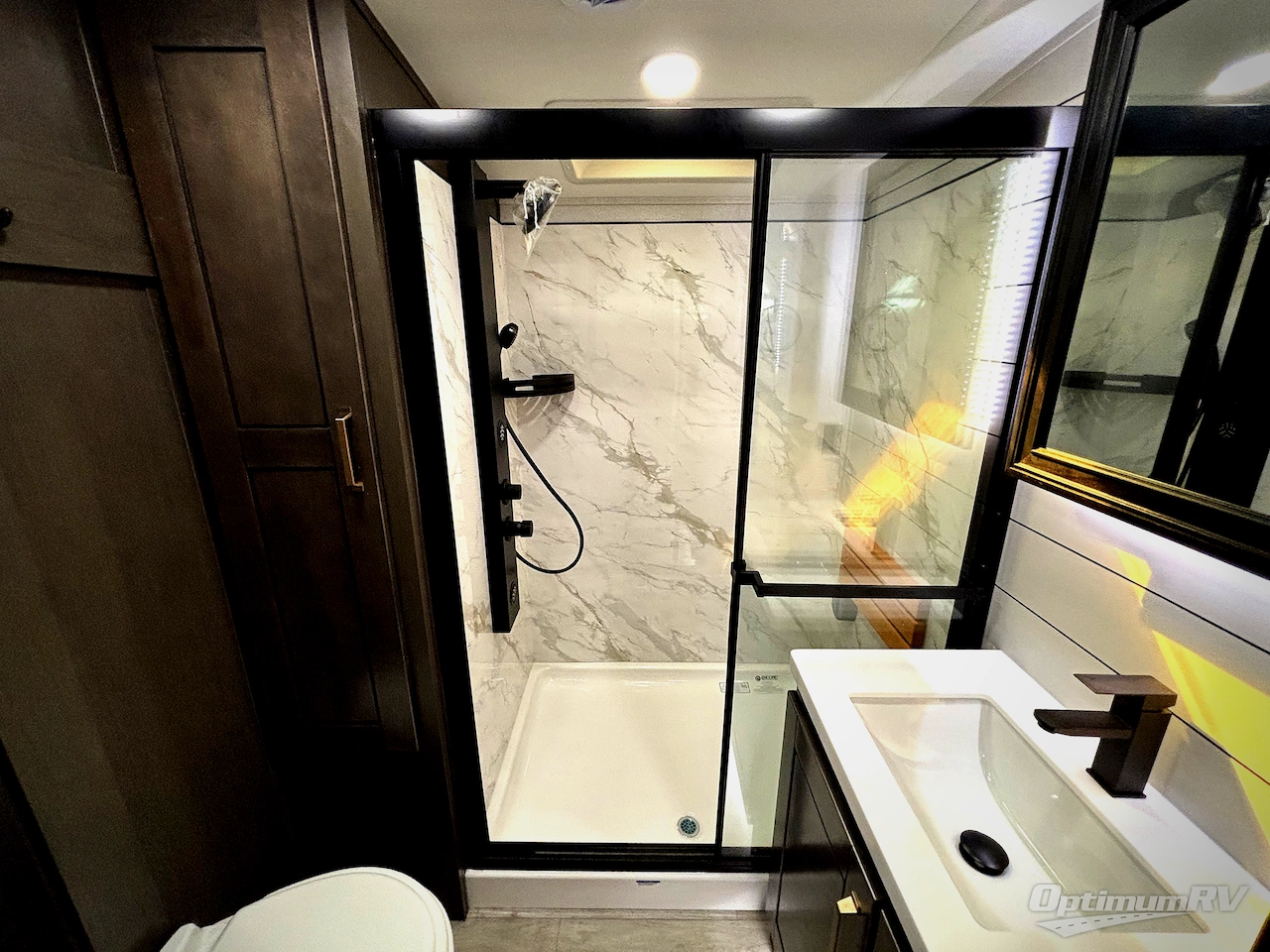 2026 Heartland Bighorn 38RE Photo 14