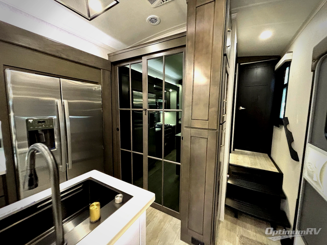 2026 Heartland Bighorn 38RE Photo 16