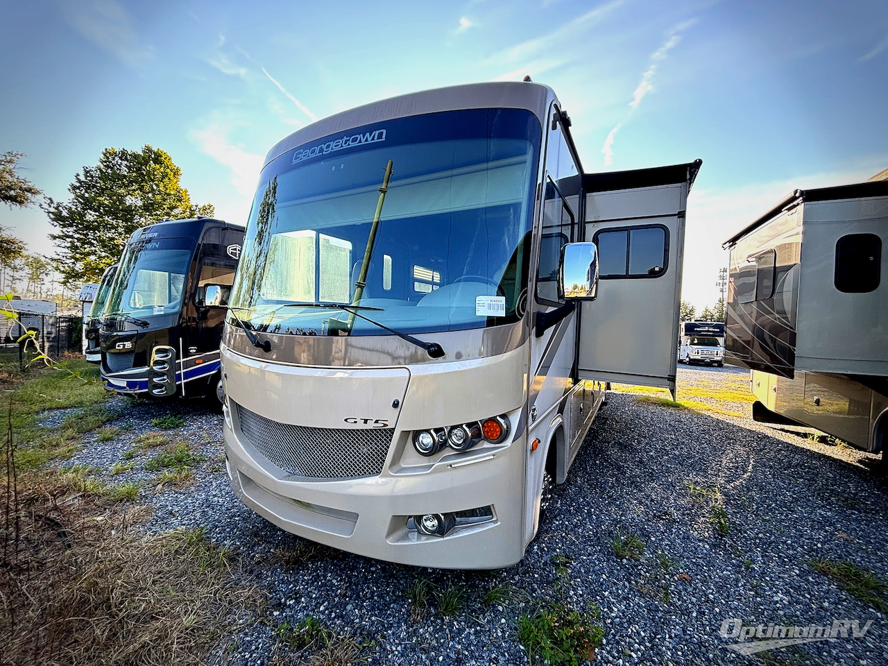 2017 Forest River Georgetown 5 Series 31L5 Photo 1