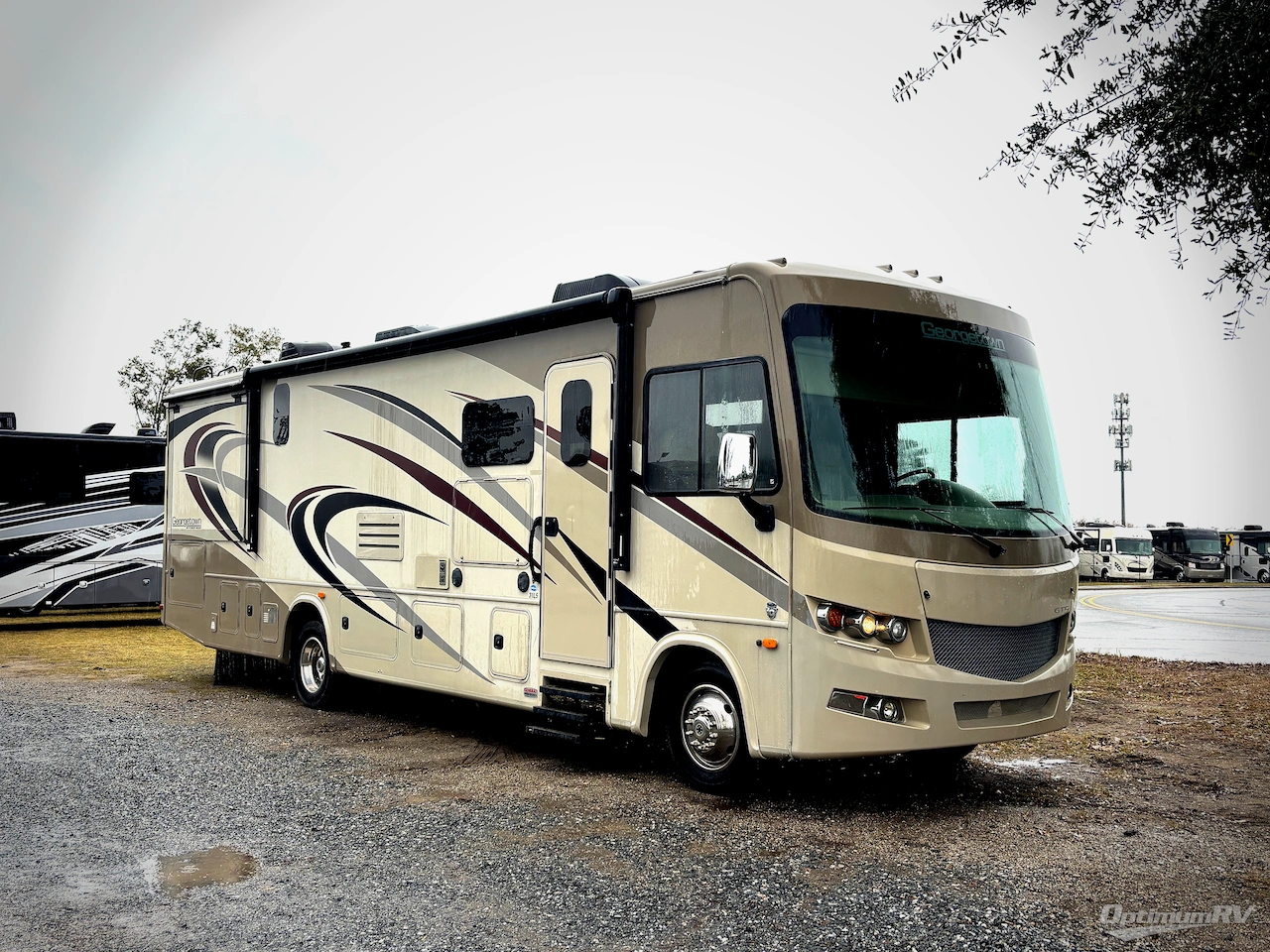2017 Forest River Georgetown 5 Series 31L5 Photo 1