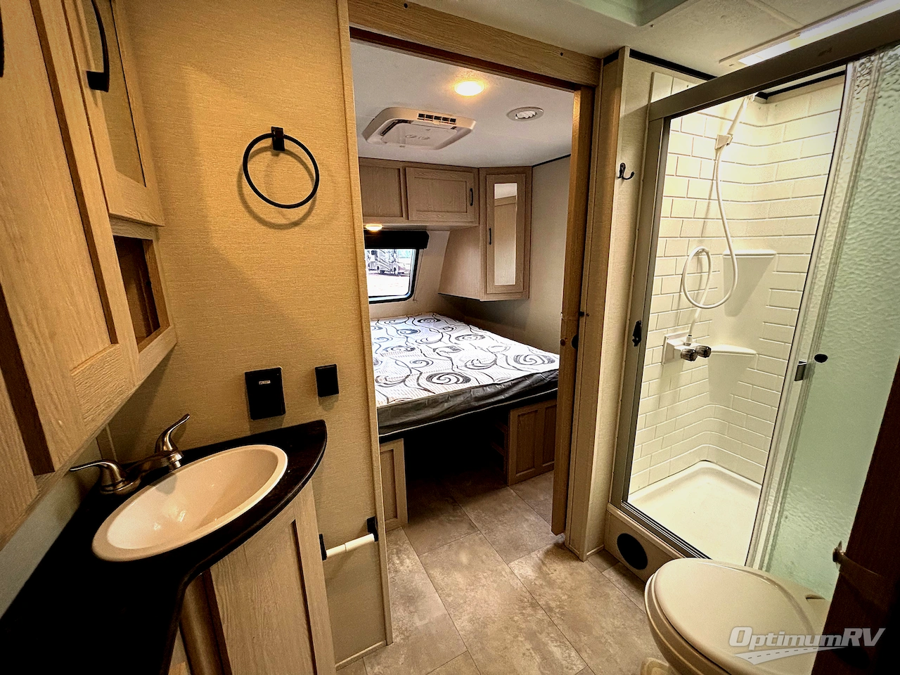 2022 Coachmen Apex Ultra-Lite 266BHS Photo 9