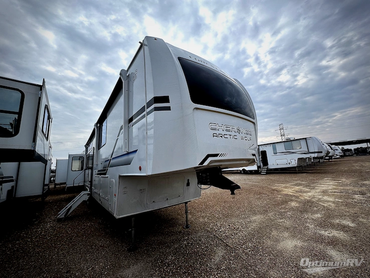 2026 Forest River Cherokee Arctic Wolf 38LEAH.G RV Photo 1