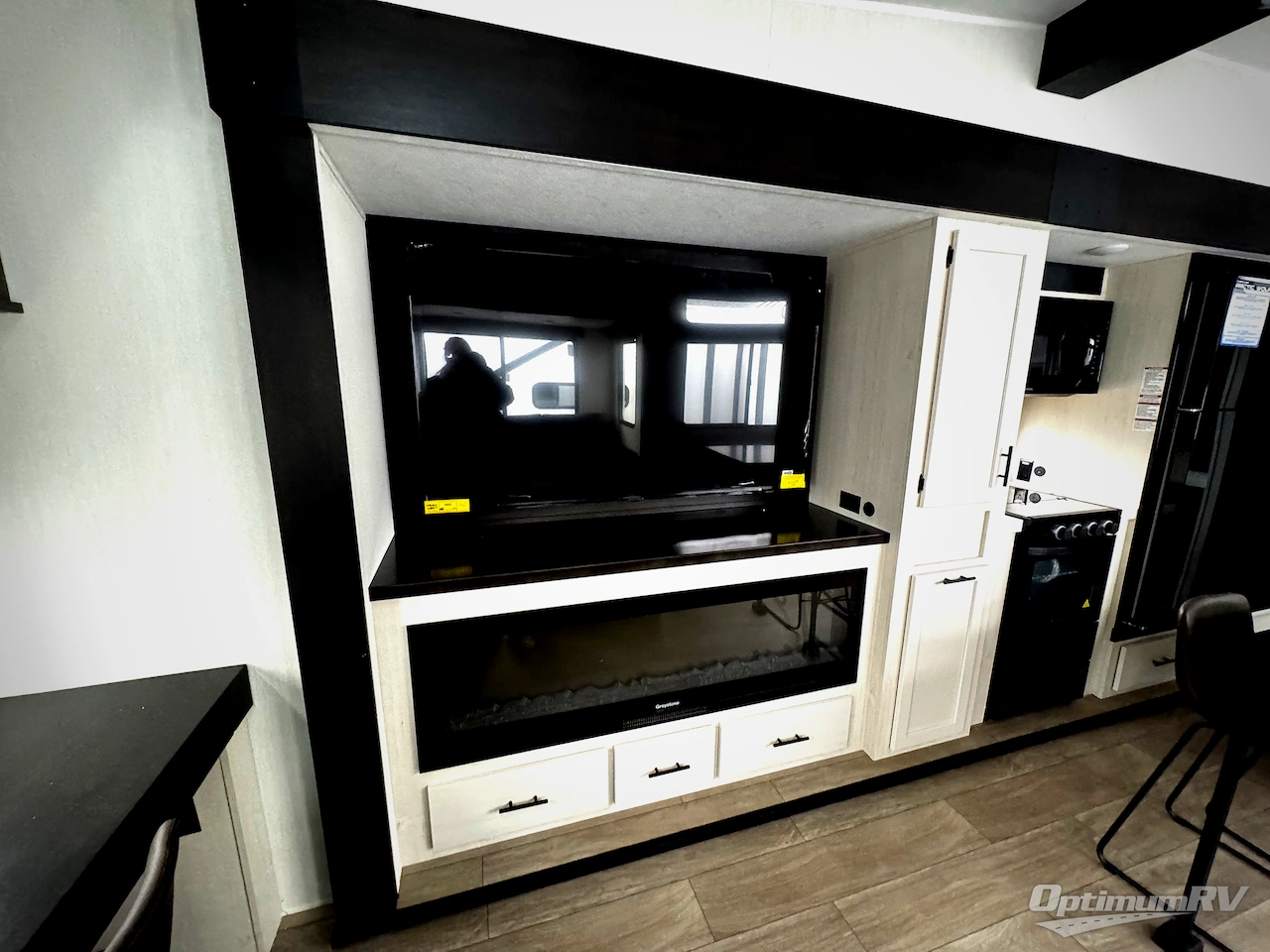 2026 Forest River Cherokee Arctic Wolf 38LEAH.G Photo 24