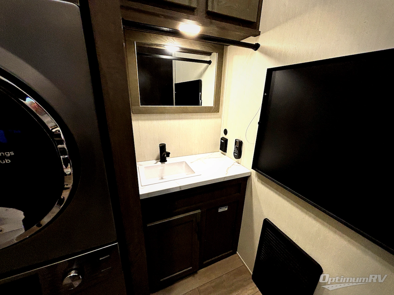 2026 Forest River Cherokee Arctic Wolf 38LEAH.G Photo 18