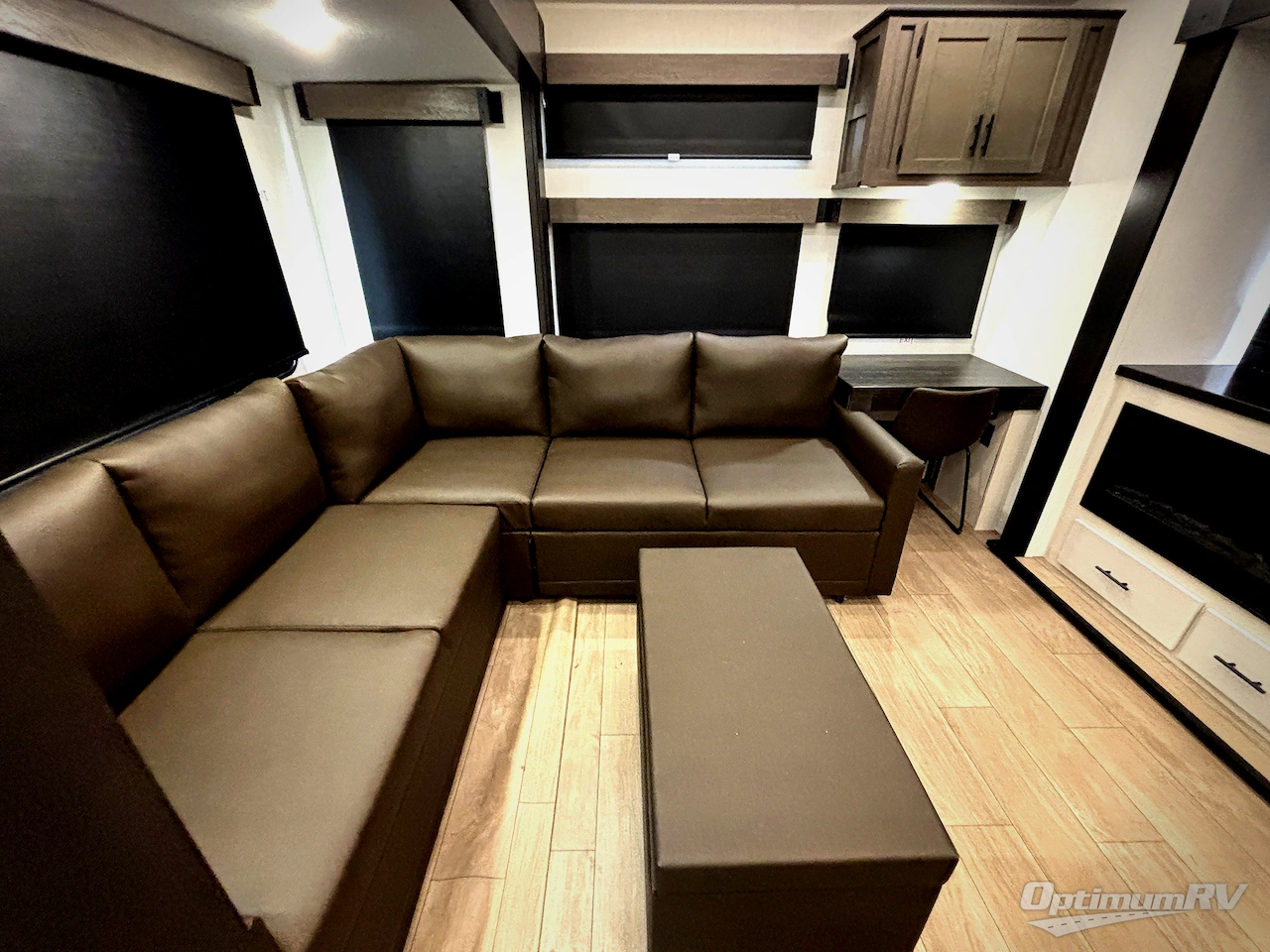 2026 Forest River Cherokee Arctic Wolf 38LEAH.G Photo 21