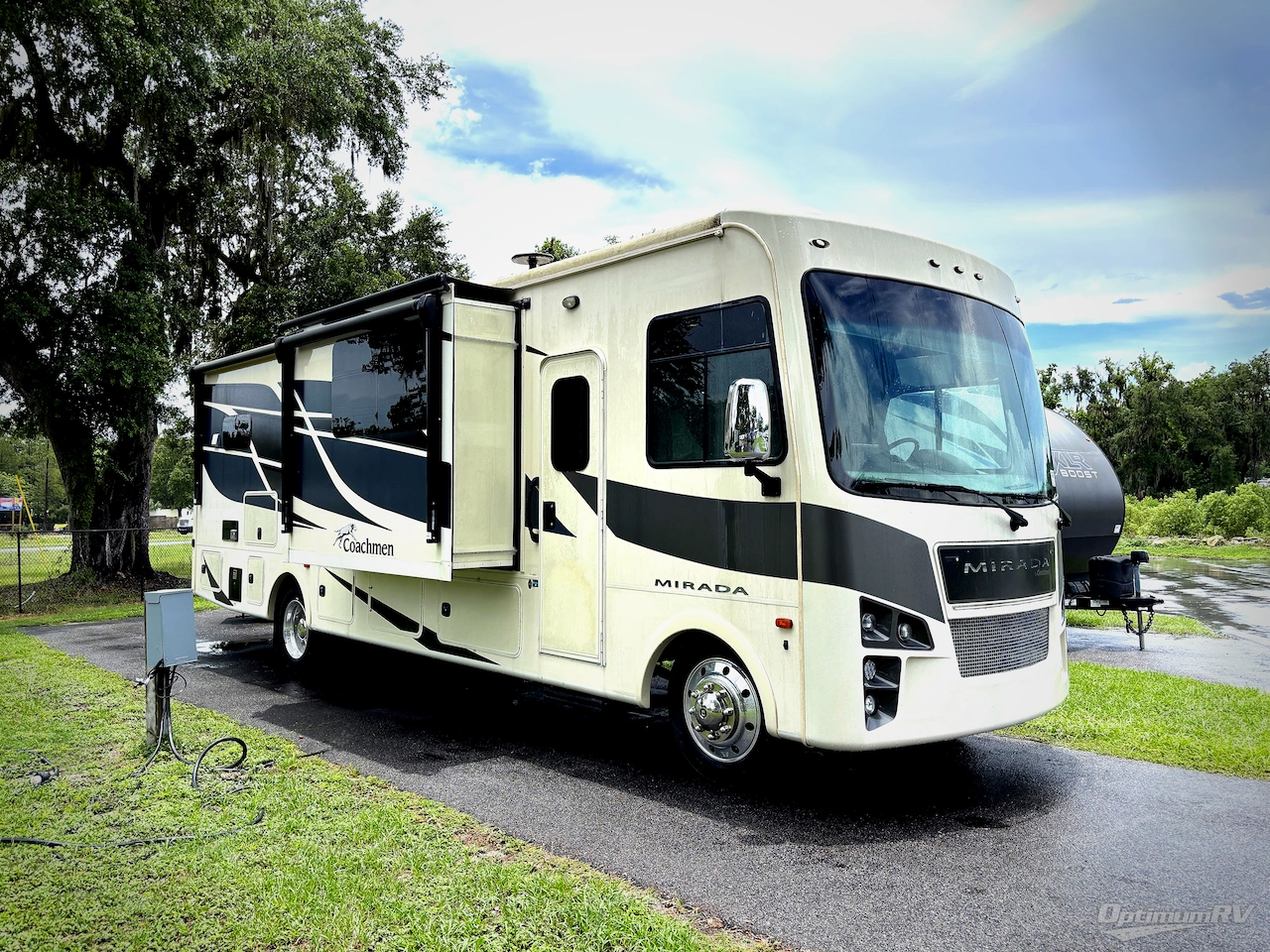 2022 Coachmen Mirada 315KS Photo 1