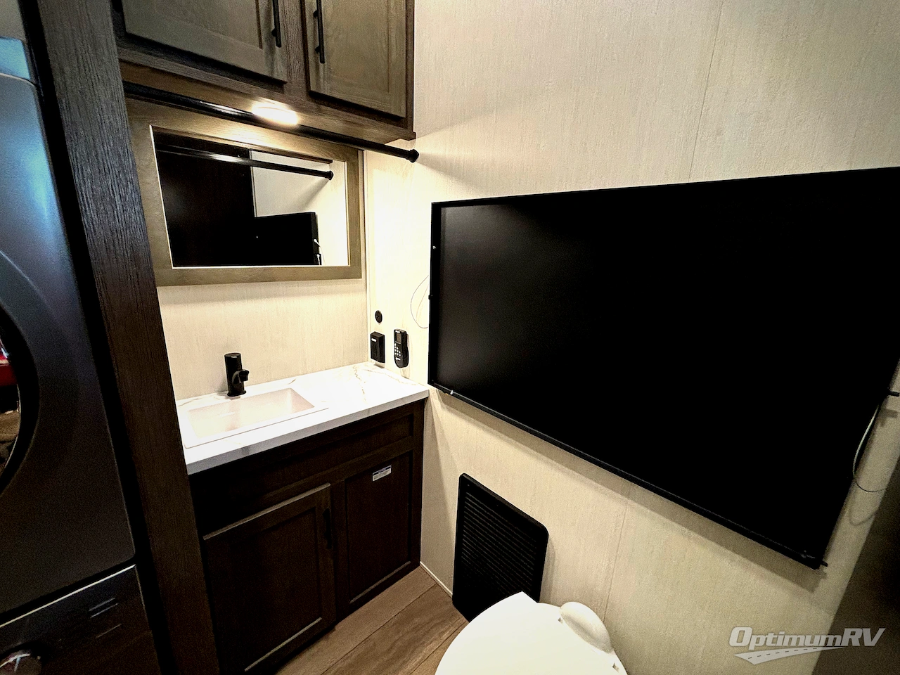 2026 Forest River Cherokee Arctic Wolf 38LEAH.G Photo 19