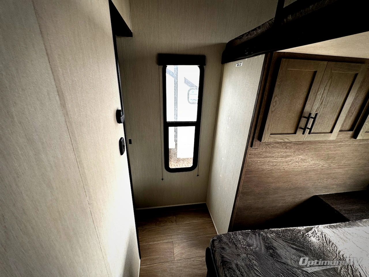 2026 Forest River Cherokee Arctic Wolf 3750SUITE Photo 12