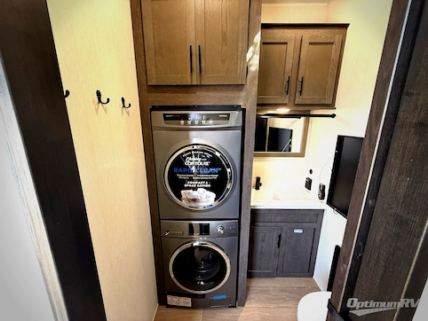 2026 Forest River Cherokee Arctic Wolf 38LEAH.G RV Photo 3