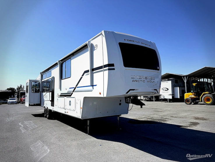 2026 Forest River Cherokee Arctic Wolf 38LEAH.G RV Photo 1