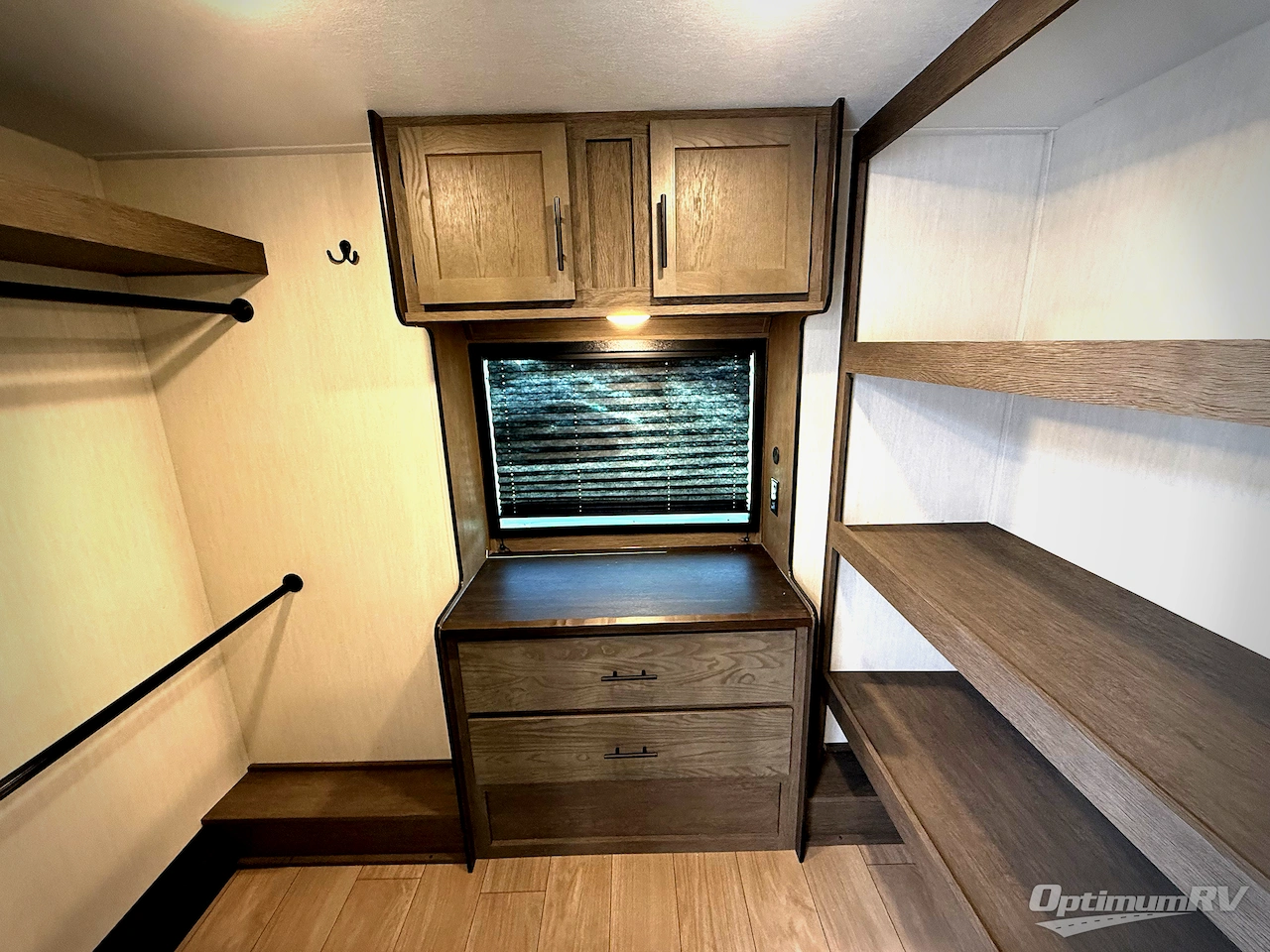 2026 Forest River Cherokee Arctic Wolf 38LEAH.G Photo 20