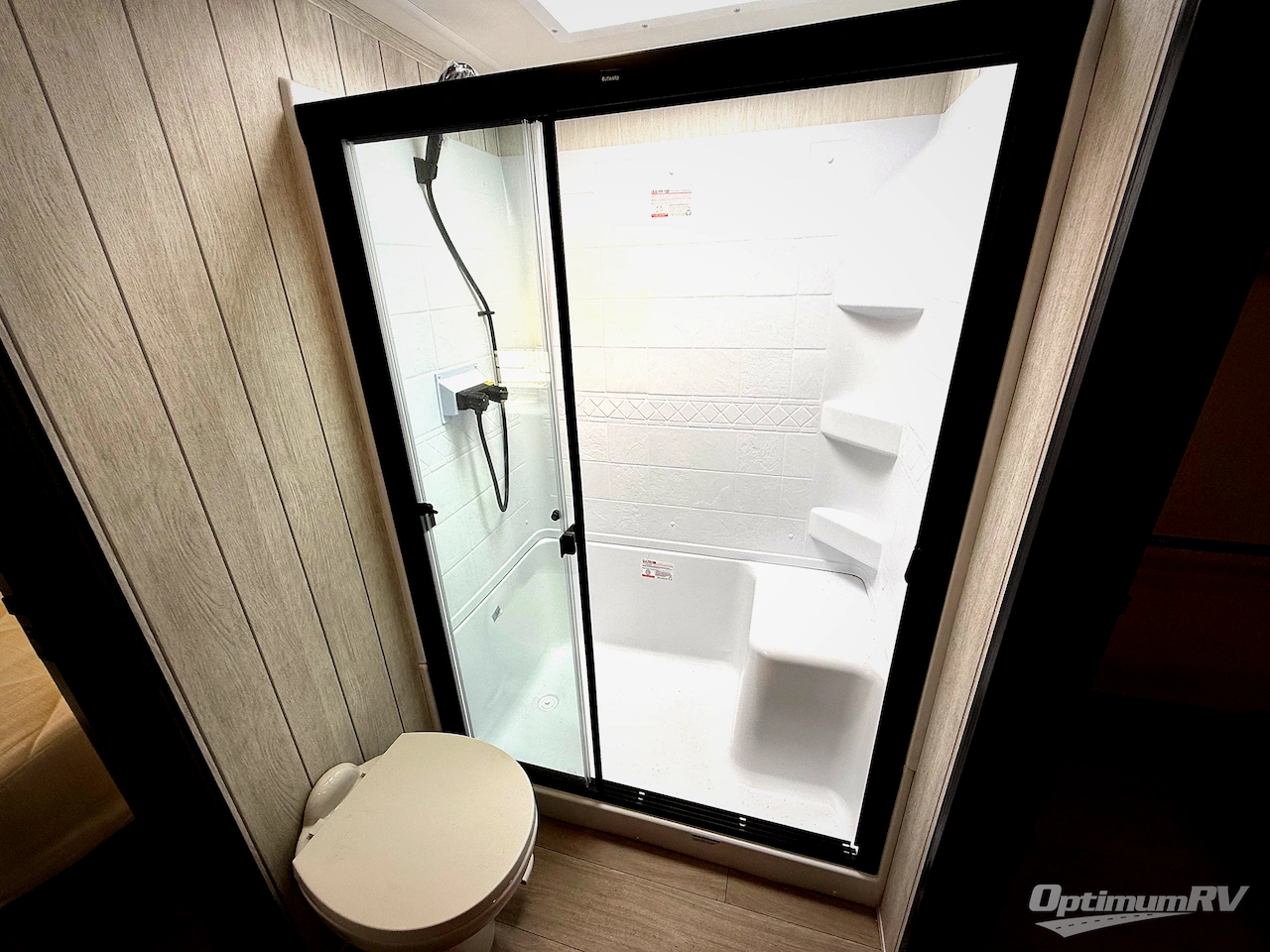 2026 Forest River Cherokee Arctic Wolf 38LEAH.G Photo 23