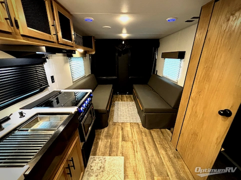 2024 Forest River Cherokee Grey Wolf Black label 22RRBL RV Photo 2
