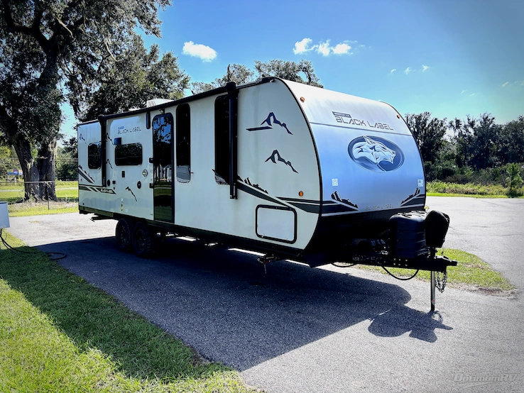 2024 Forest River Cherokee Grey Wolf Black label 22RRBL RV Photo 1