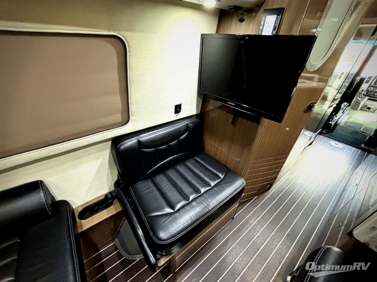 2018 Airstream Interstate Grand Tour EXT Std. Model Photo 18
