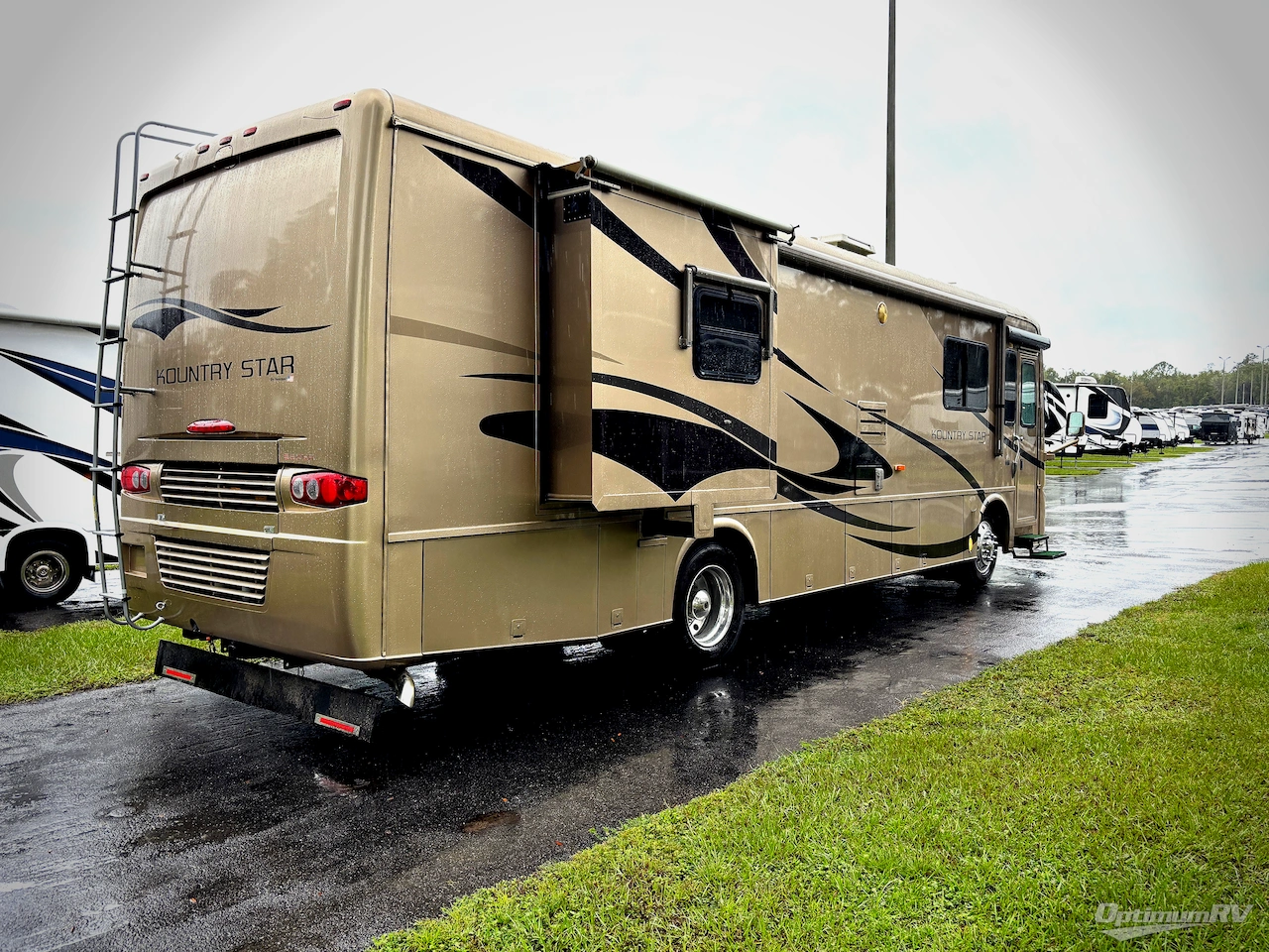 2006 Newmar Kountry Star Diesel KSDP 3509 Photo 2