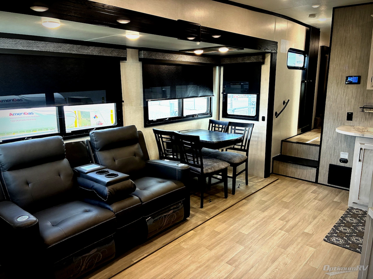 2023 KZ Durango Half-Ton D274BHD Photo 5