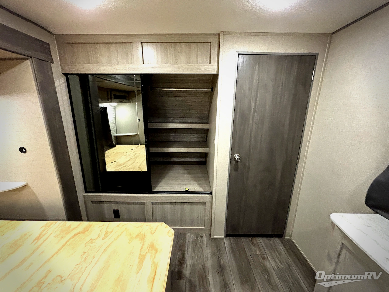 2023 Coachmen Catalina Legacy 343BHTS Photo 9