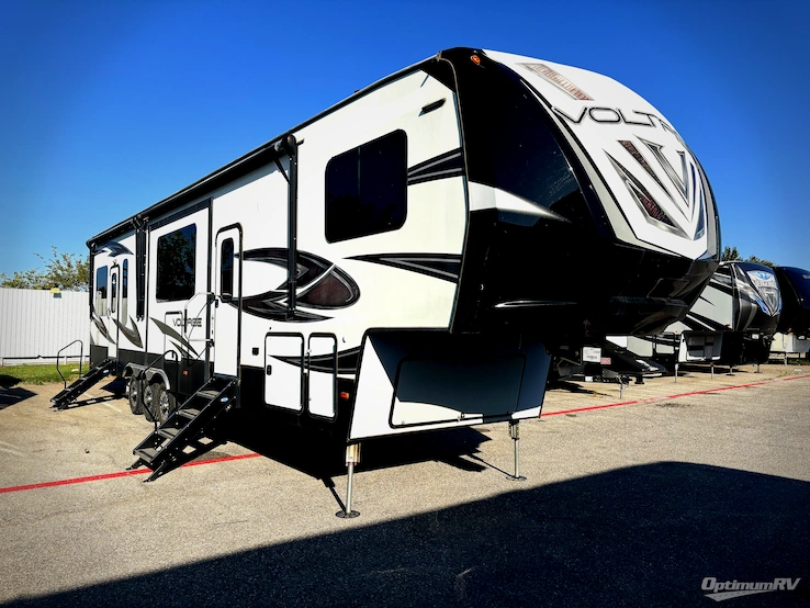 2018 Dutchmen Voltage V3805 RV Photo 1