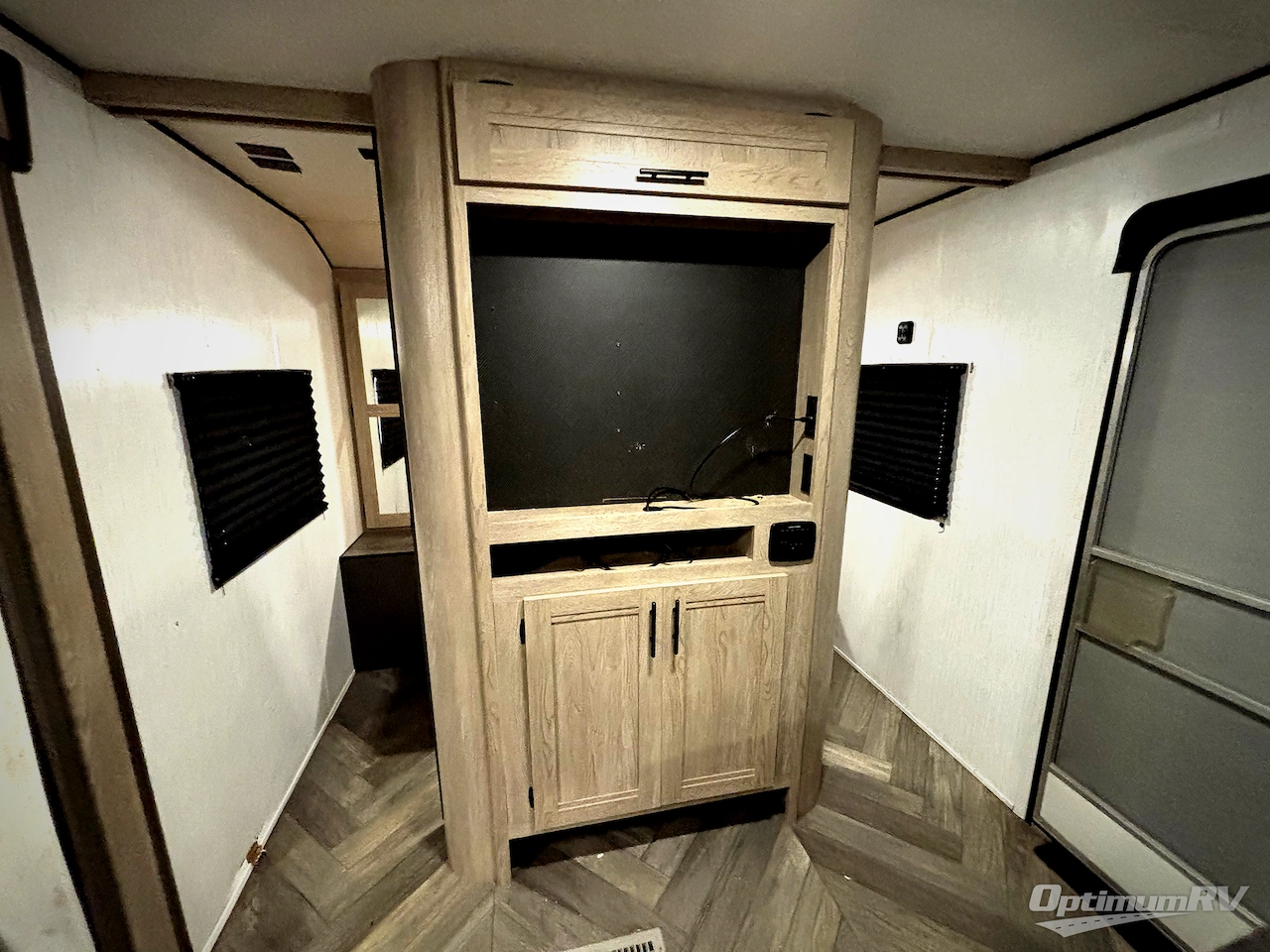 2022 Heartland Prowler 320BH Photo 8