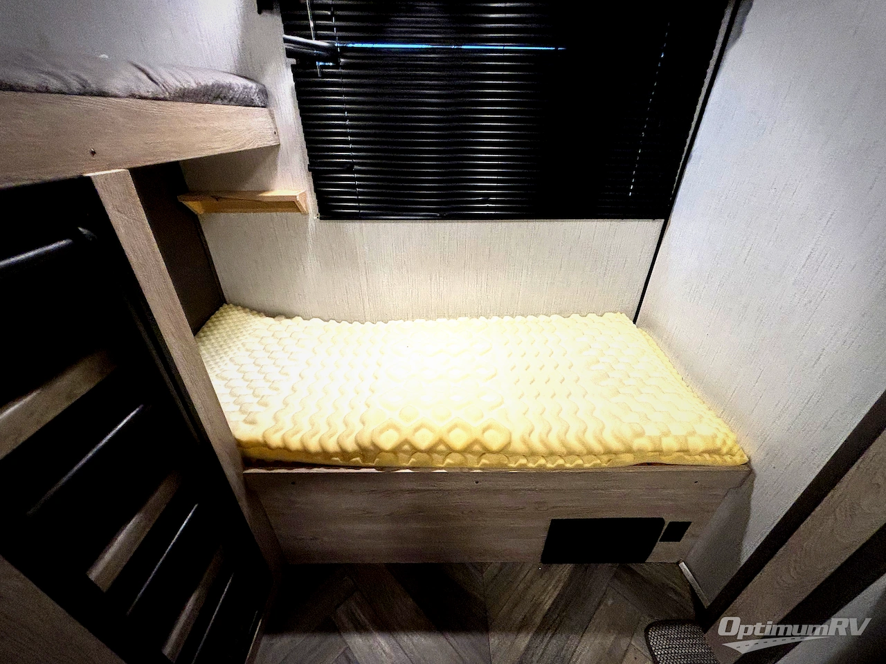 2022 Heartland Prowler 320BH Photo 15