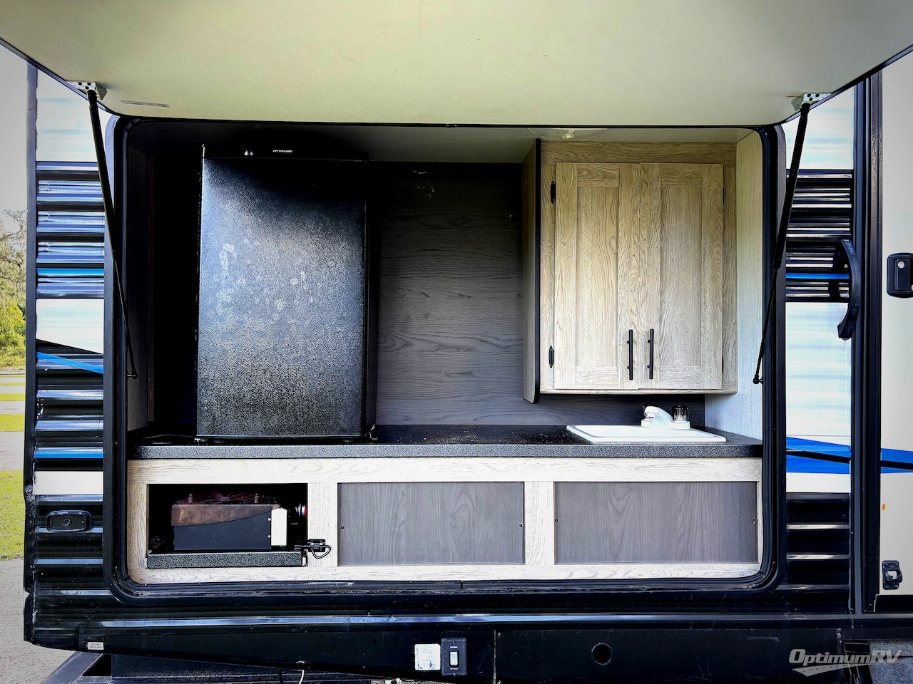 2022 Heartland Prowler 320BH Photo 17