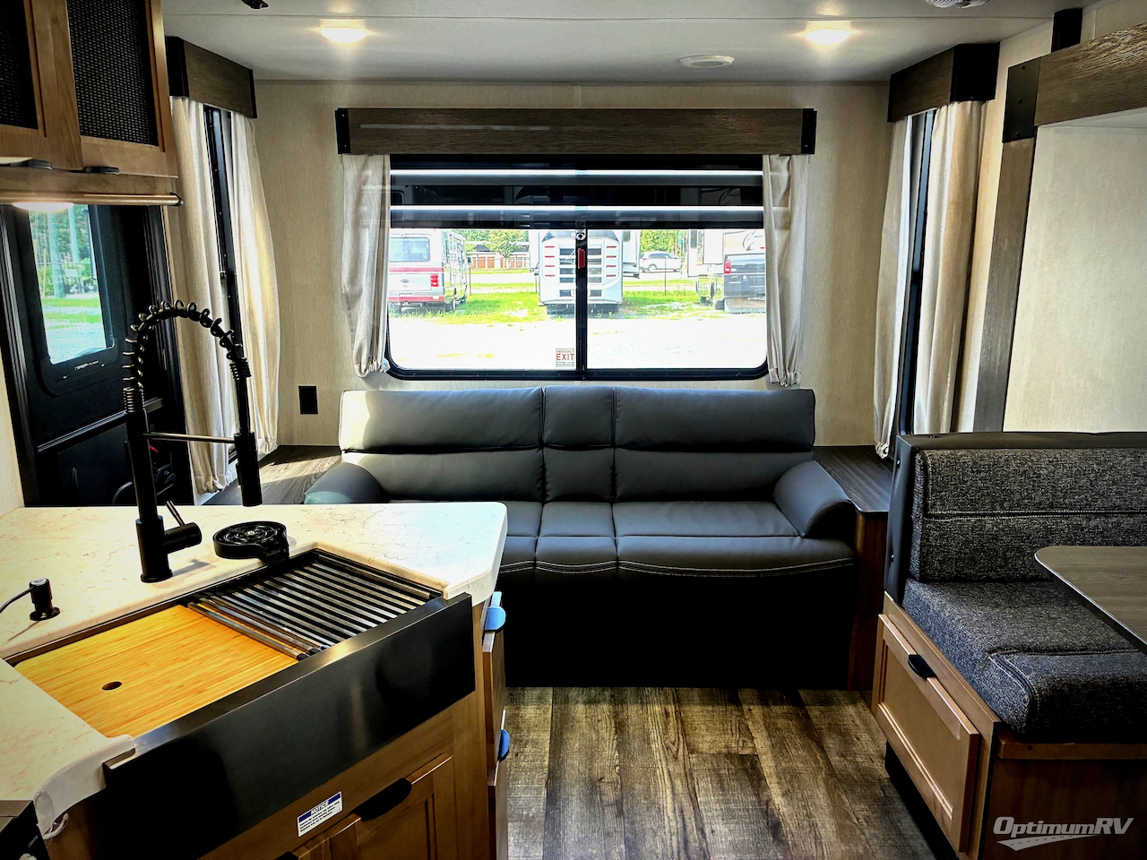 2024 Forest River Cherokee Grey Wolf 23MK Photo 5
