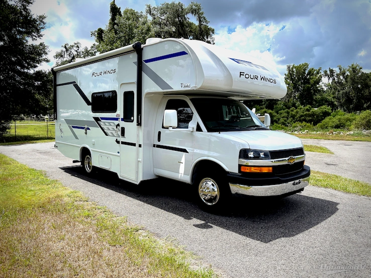 2026 Thor Four Winds 22Z RV Photo 1
