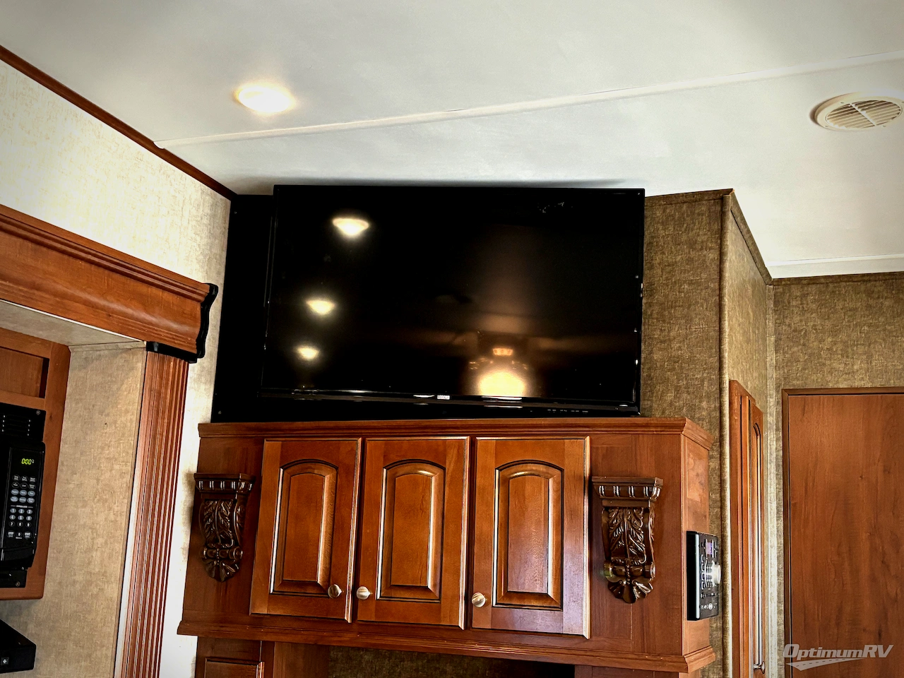 2015 Heartland ElkRidge 38RSRT Photo 11