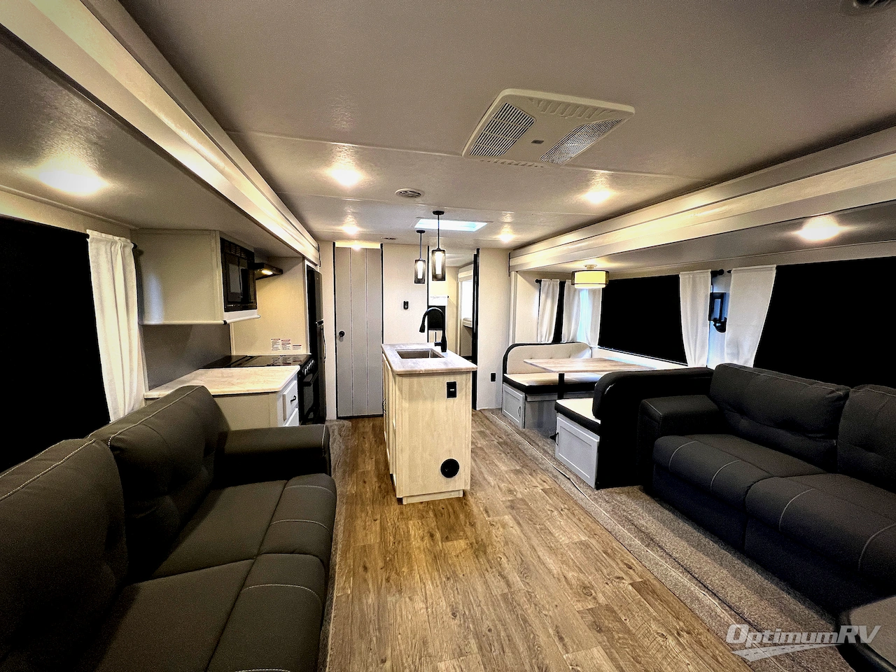 2021 Forest River Vibe 34BH Photo 2