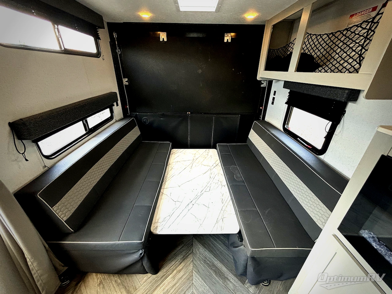 2022 Forest River Salem FSX 270RTKX Photo 6