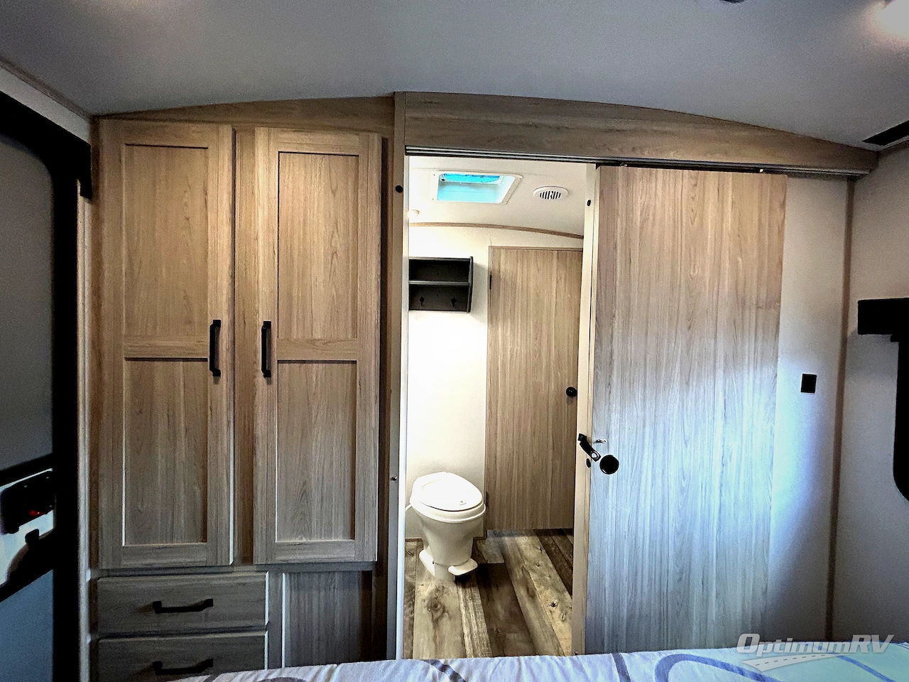 2022 Heartland Sundance Ultra Lite 326BH Photo 15