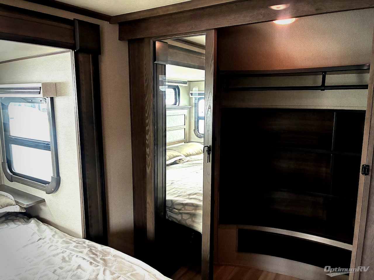 2022 Grand Design Solitude 390RK Photo 23