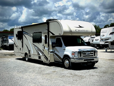 Used 2019 Thor Motor Coach Chateau 31Y Featured Photo