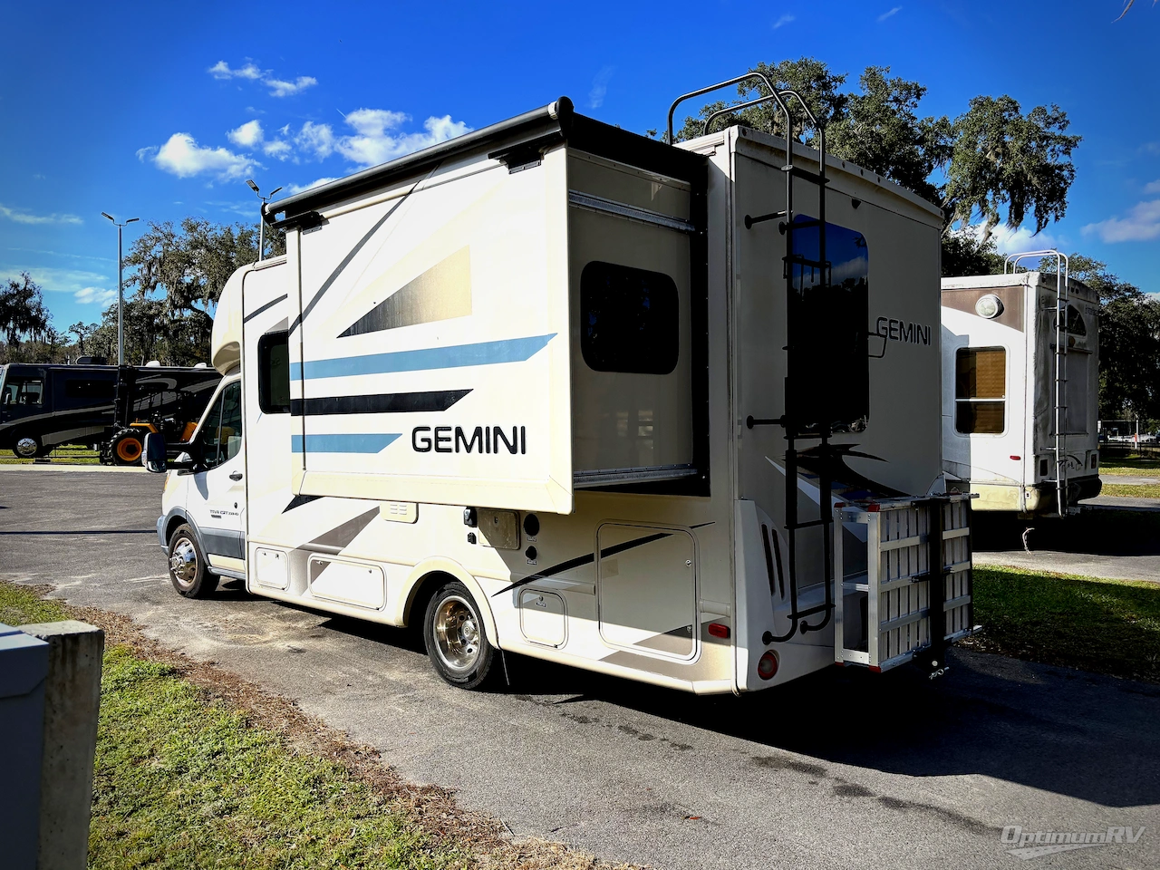 2016 Thor Gemini 23TR Photo 3