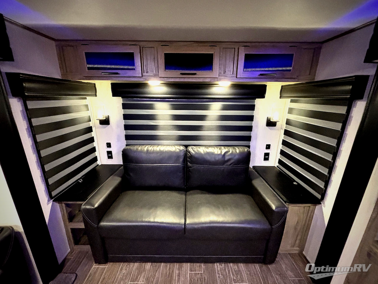 2022 Forest River Cherokee Alpha Wolf 26RL-L Photo 15